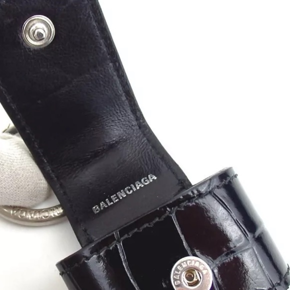 AUTH Balenciaga AirPods Case Keychain - Picture 3 of 4